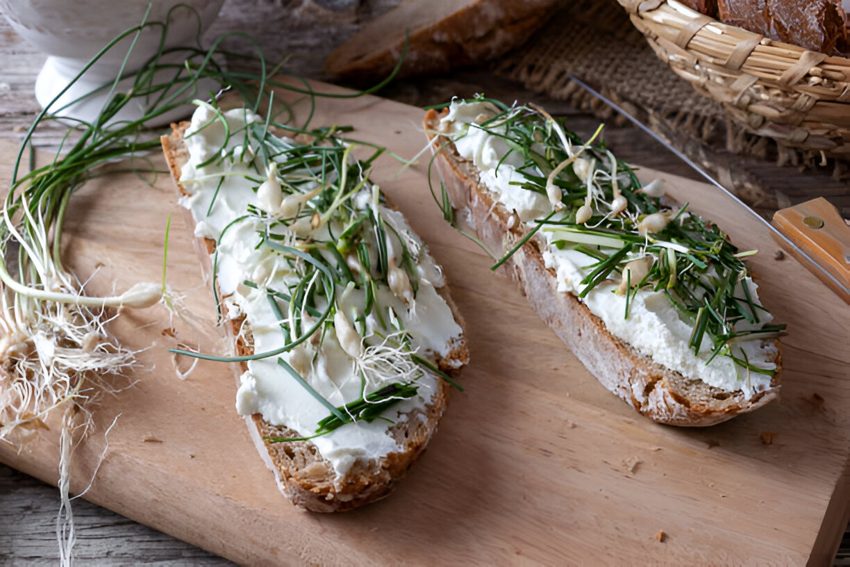 Gorgonzola-Walnut Bruschetta with Truffle Oil